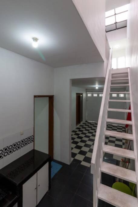 Spacious, White-Villa Belgareti @Kiara Condong Bandung Exterior foto